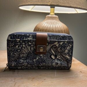 Sakroot Wallet